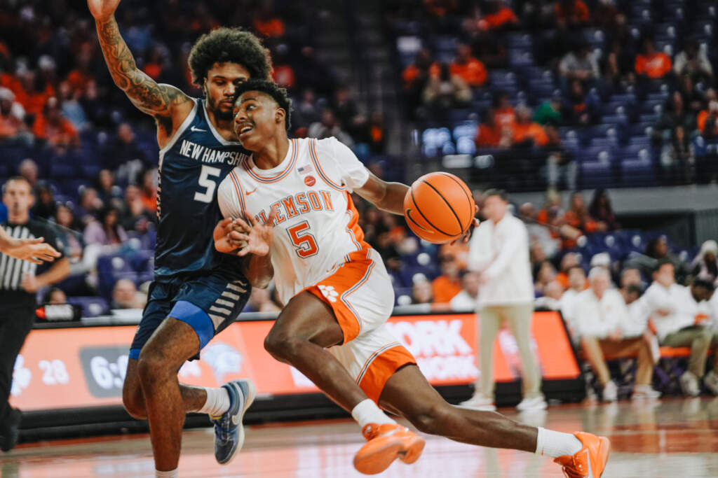 Zac Foster Suffers Torn ACL on Tuesday Night 